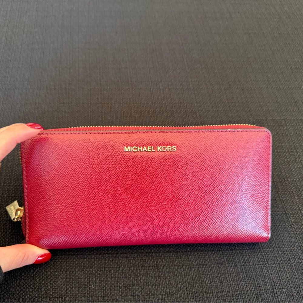 Michael Kors Red Burgundy Jet Set Travel Large Leather Continental Wallet